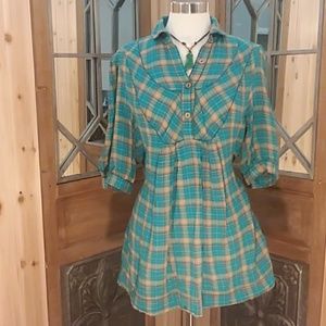 Chelsea and violet tunic